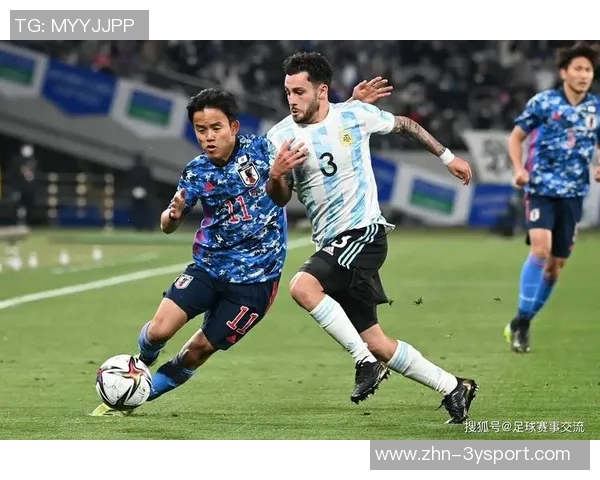 加纳队对阵日本在即参赛名单迟迟未公布引发关注与讨论