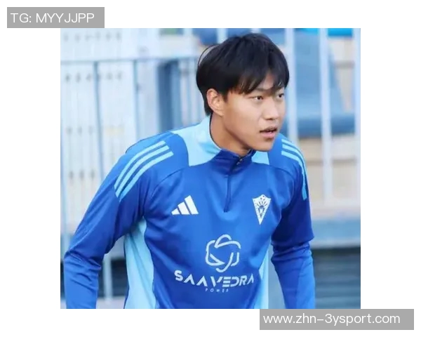 山东U20队表现出色杜月徵险些破门上半场战平上海U20队0比0